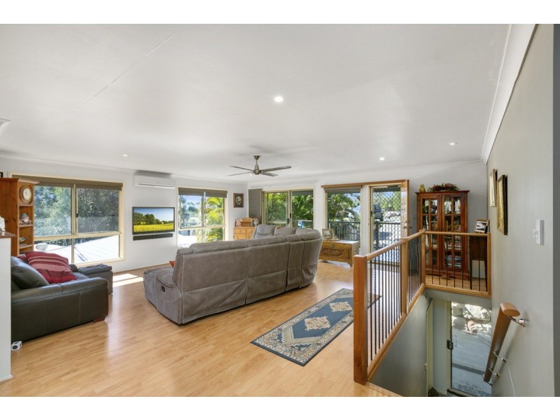 17 Jinker Way, Nerang QLD 4211