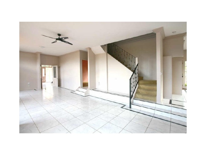 391 San Fernando Drive, Worongary QLD 4213