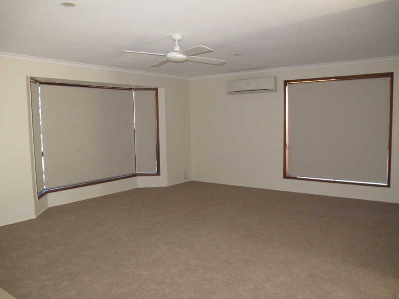 19 Cambridge Street, Carrara QLD 4211