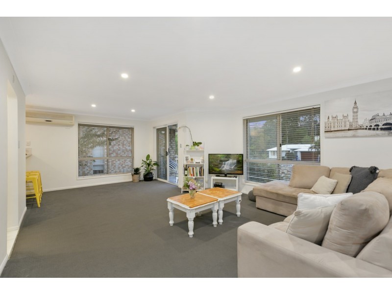 2A Lauder Court, Highland Park QLD 4211
