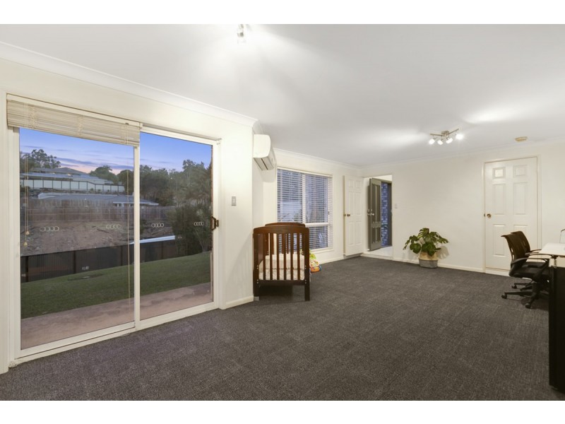 2A Lauder Court, Highland Park QLD 4211