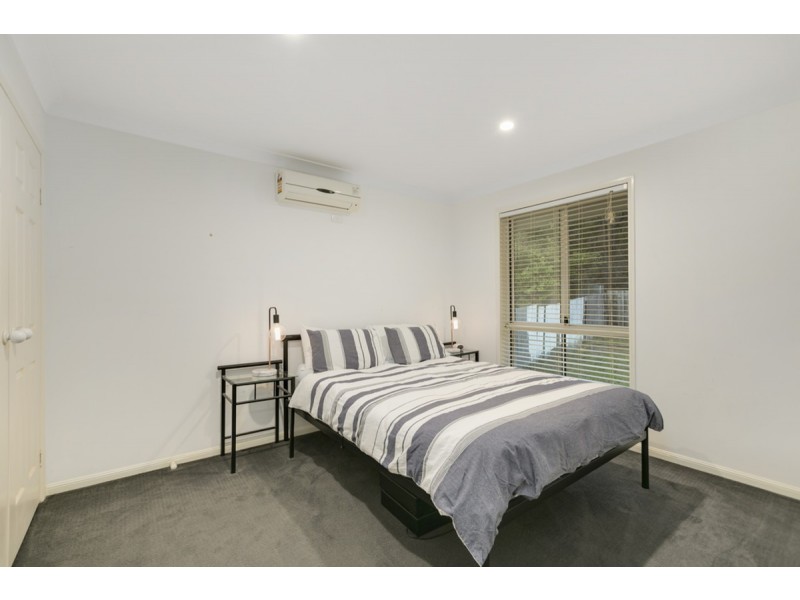 2A Lauder Court, Highland Park QLD 4211