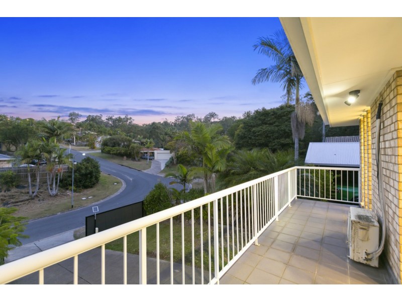 2A Lauder Court, Highland Park QLD 4211
