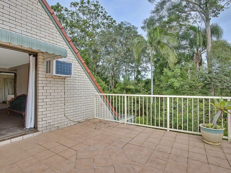 25 Bartlett Avenue, Nerang QLD 4211