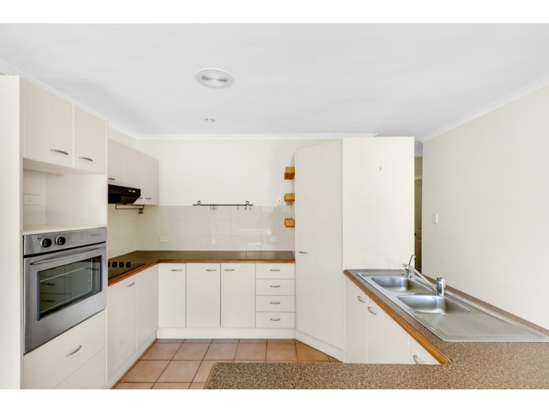 27 Shenton Way, Nerang QLD 4211