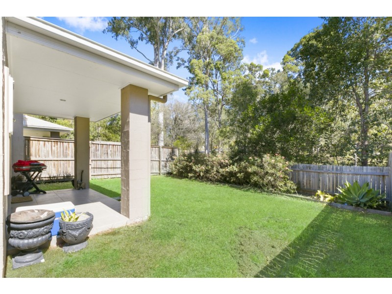 2/2 Chantrill Avenue, Nerang QLD 4211