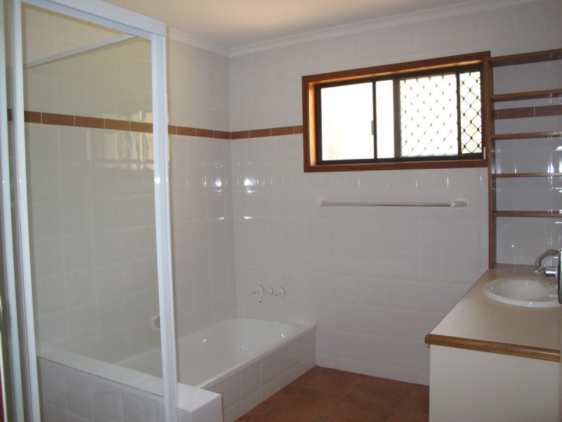 10 Wandin Street, Nerang QLD 4211