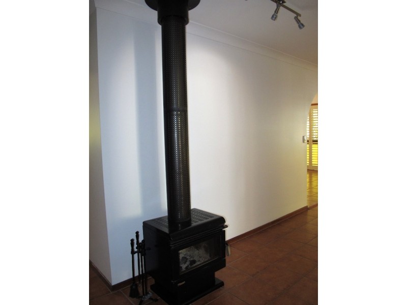 10 Wandin Street, Nerang QLD 4211