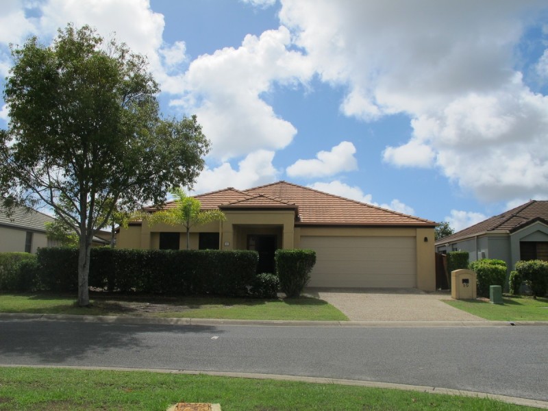 10 Rhiannon Drive, Ashmore QLD 4214