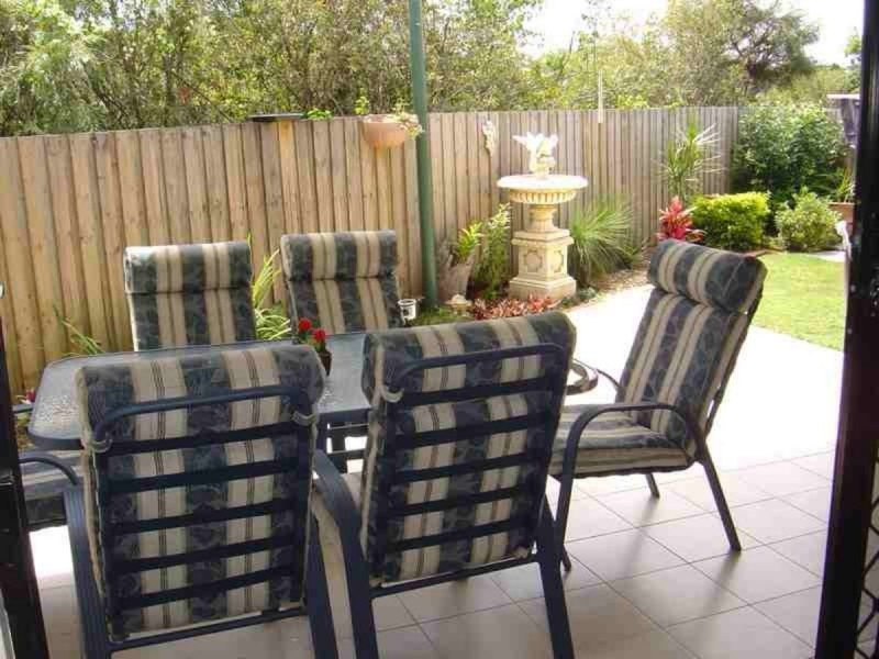 10 Rhiannon Drive, Ashmore QLD 4214