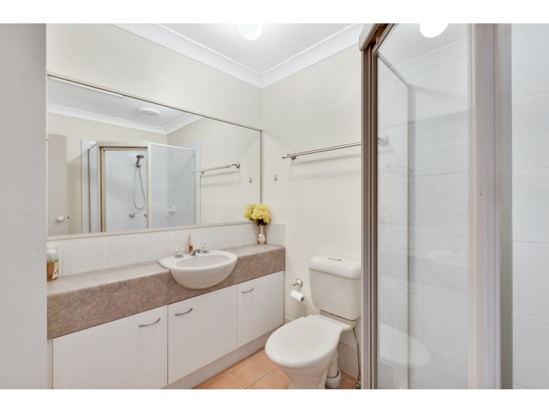 2/18 Rimu Place, Nerang QLD 4211