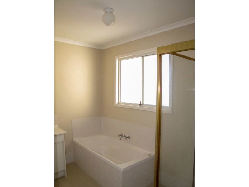 9/8 Gooding Drive, Merrimac QLD 4226