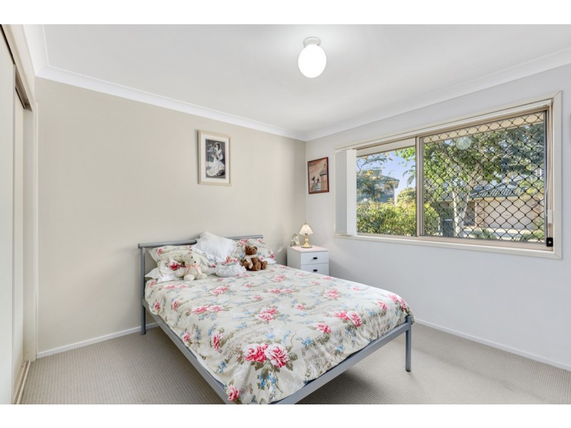 13/2 Weedons Road, Nerang QLD 4211