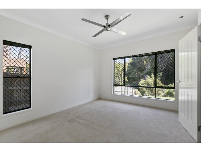 4 Kerrigan Court, Mudgeeraba QLD 4213