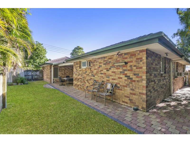 8 Essex Court, Nerang QLD 4211