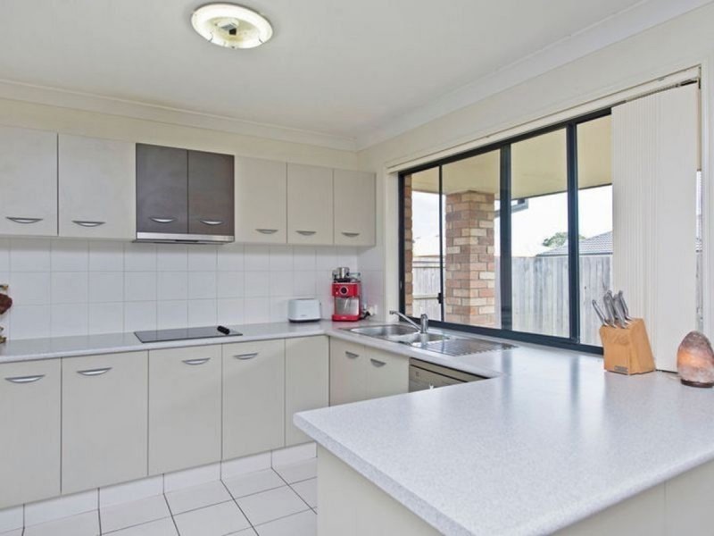 27 Blossom Street, Pimpama QLD 4209