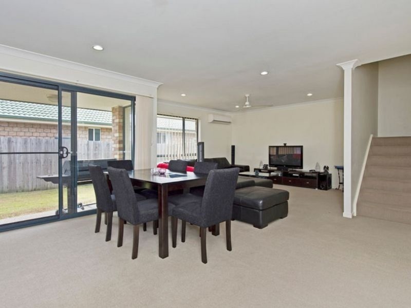 27 Blossom Street, Pimpama QLD 4209