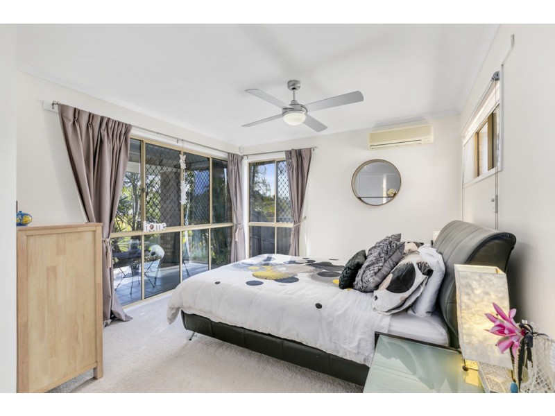 8 Millswyn Court, Carrara QLD 4211