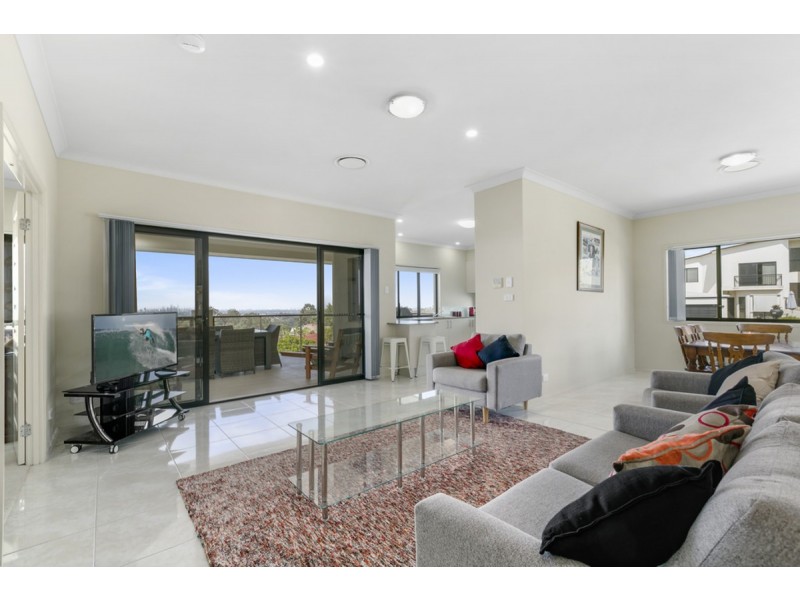 71 Kincaid Drive, Highland Park QLD 4211