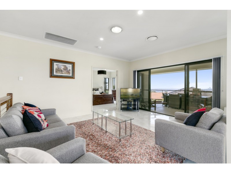 71 Kincaid Drive, Highland Park QLD 4211