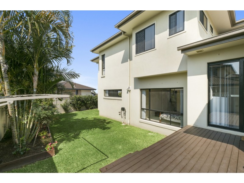 71 Kincaid Drive, Highland Park QLD 4211