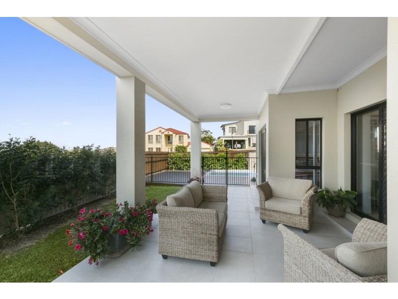 71 Kincaid Drive, Highland Park QLD 4211