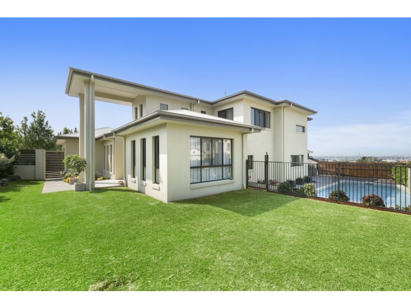 71 Kincaid Drive, Highland Park QLD 4211
