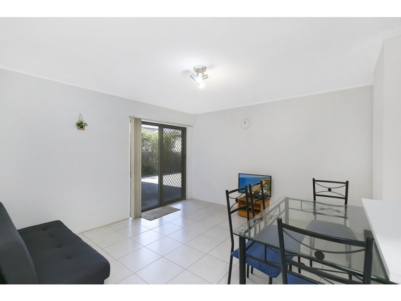 2/59 Queen Street, Southport QLD 4215
