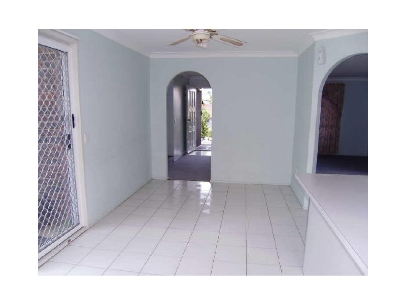 Highland Park QLD 4211