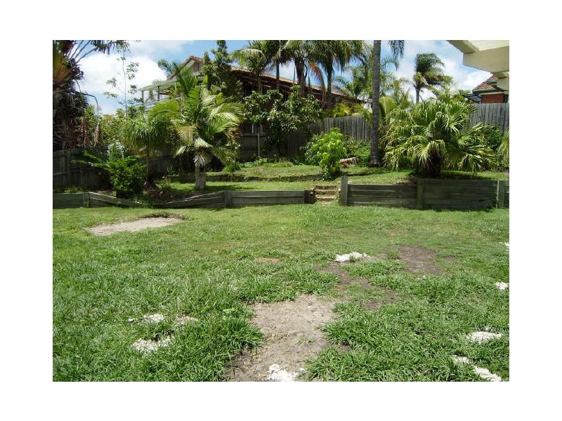 Highland Park QLD 4211