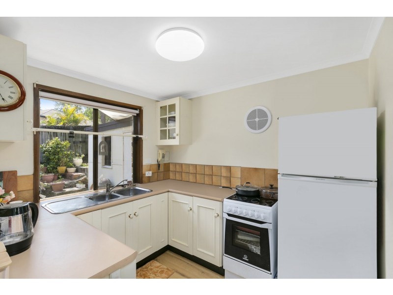 4/8 Mylor Street, Nerang QLD 4211