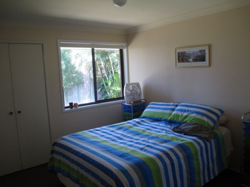 12 Petherbridge Avenue, Merrimac QLD 4226