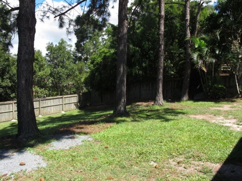 12 Petherbridge Avenue, Merrimac QLD 4226