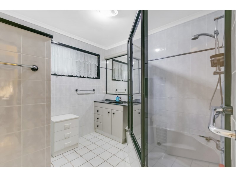 34 Yarrimbah Drive, Nerang QLD 4211