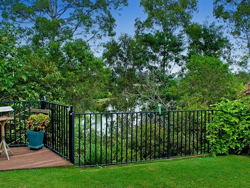 31 Riverwood Drive, Ashmore QLD 4214