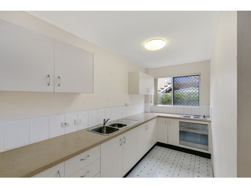 3/37 Burra Street, Surfers Paradise QLD 4217