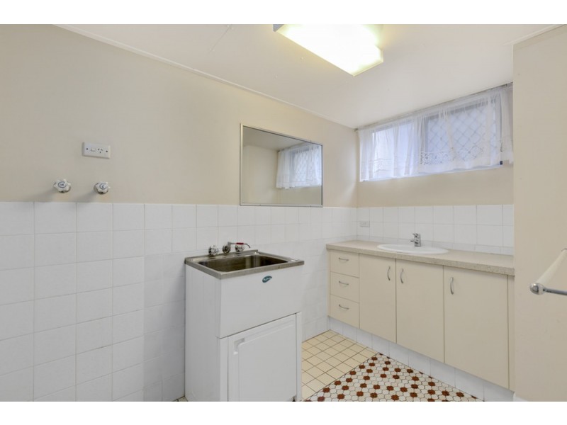 3/37 Burra Street, Surfers Paradise QLD 4217