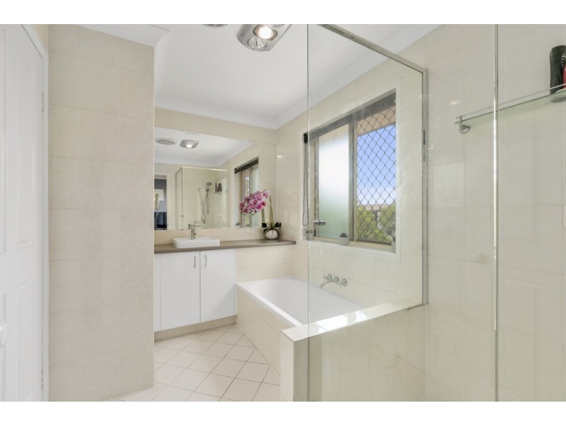 24/38 Murev Way, Carrara QLD 4211