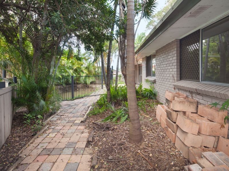 6 Wirraway Place, Worongary QLD 4213