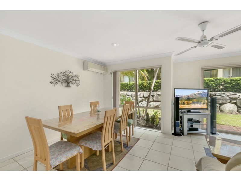 18/152 Palm Meadows Drive, Carrara QLD 4211