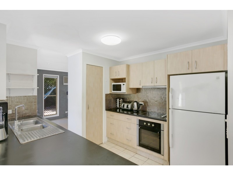 20 Sue Court, Highland Park QLD 4211