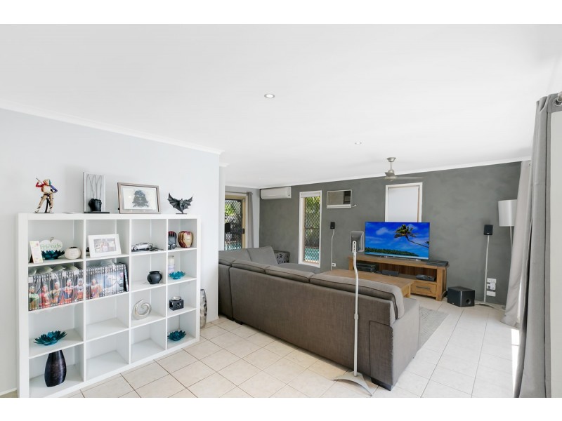 20 Sue Court, Highland Park QLD 4211