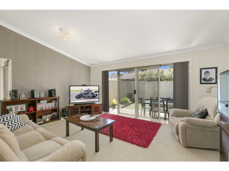 10 Blue Lagoon Court, Nerang QLD 4211