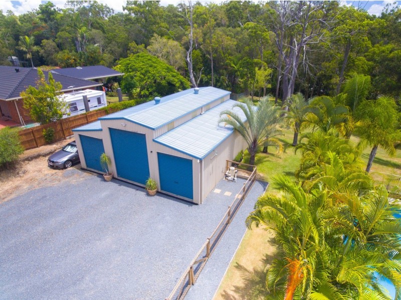 135 Castle Hill Drive, Gaven QLD 4211