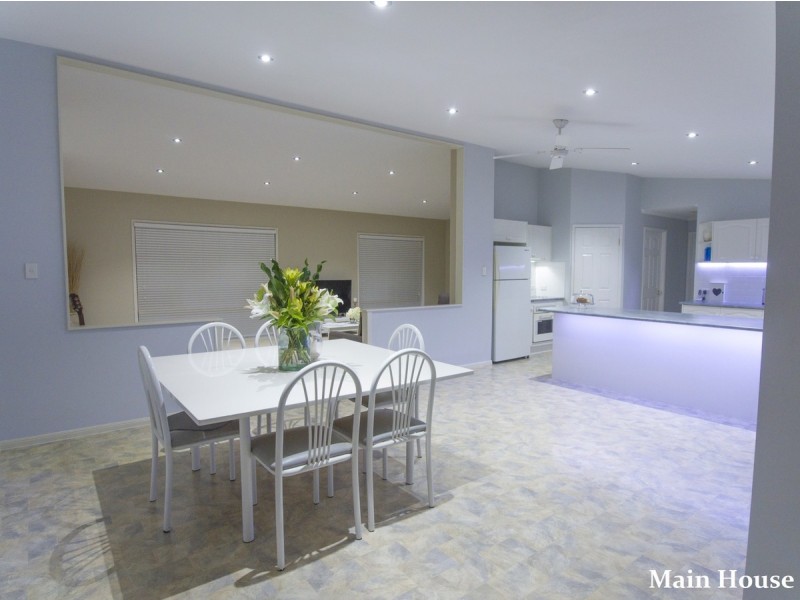 135 Castle Hill Drive, Gaven QLD 4211