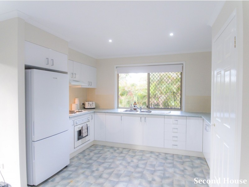 135 Castle Hill Drive, Gaven QLD 4211