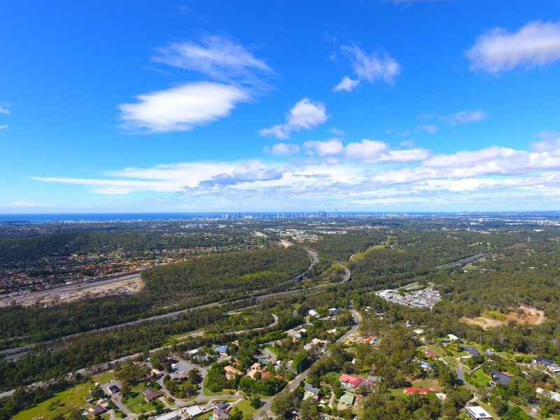 135 Castle Hill Drive, Gaven QLD 4211