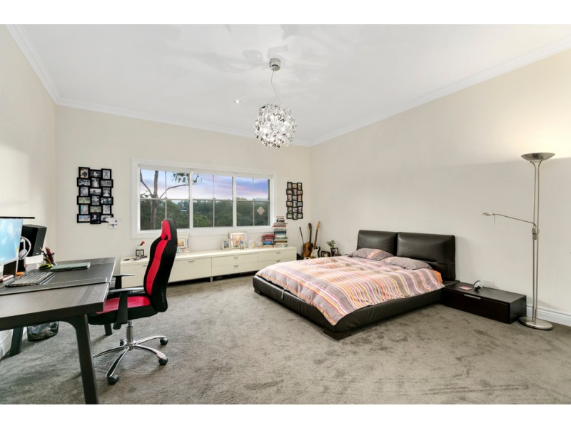 1 Carole Drive, Nerang QLD 4211
