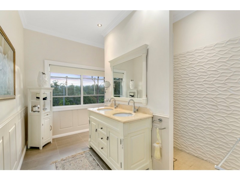 1 Carole Drive, Nerang QLD 4211