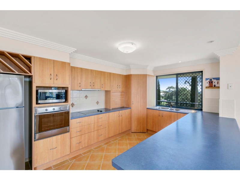 10 Ramada Place, Highland Park QLD 4211